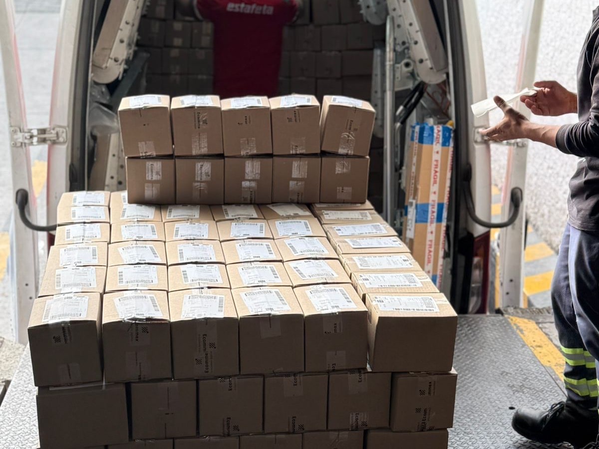 Recolección diaria de paqueterías en el dock