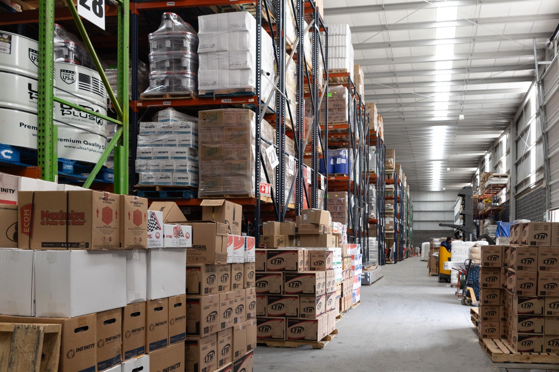 Envío al centro de marketplace con tracking hasta check-in